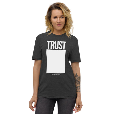 Teesafrique Sustainable Trust Outside the box Statement Unisex recycled t-shirt