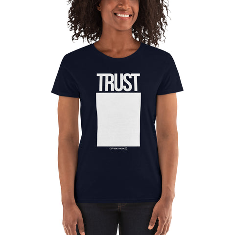 Teesafrique Sustainable Trust Outside the box Statement Women's short sleeve t-shirt