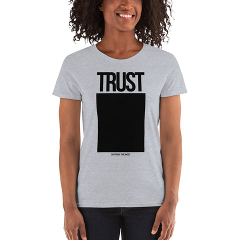 Teesafrique Sustainable Trust Outside the box Statement Women's short sleeve t-shirt