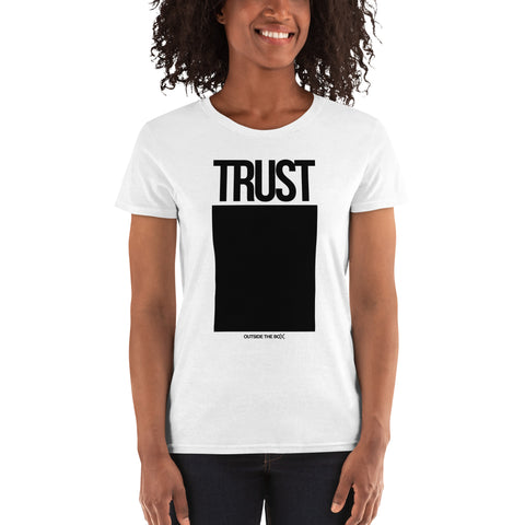 Teesafrique Sustainable Trust Outside the box Statement Women's short sleeve t-shirt